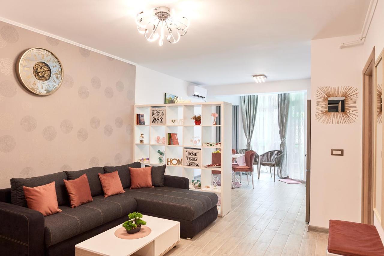 Sun Fantasea Apartment Spa N Pool Beach Resort Năvodari Exterior foto